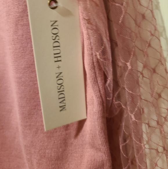 MADISON + HUDSON LACE SHEER SLEEVE RAYON MOCK NECK BLUSH RAYON TOP - Picture 11 of 15